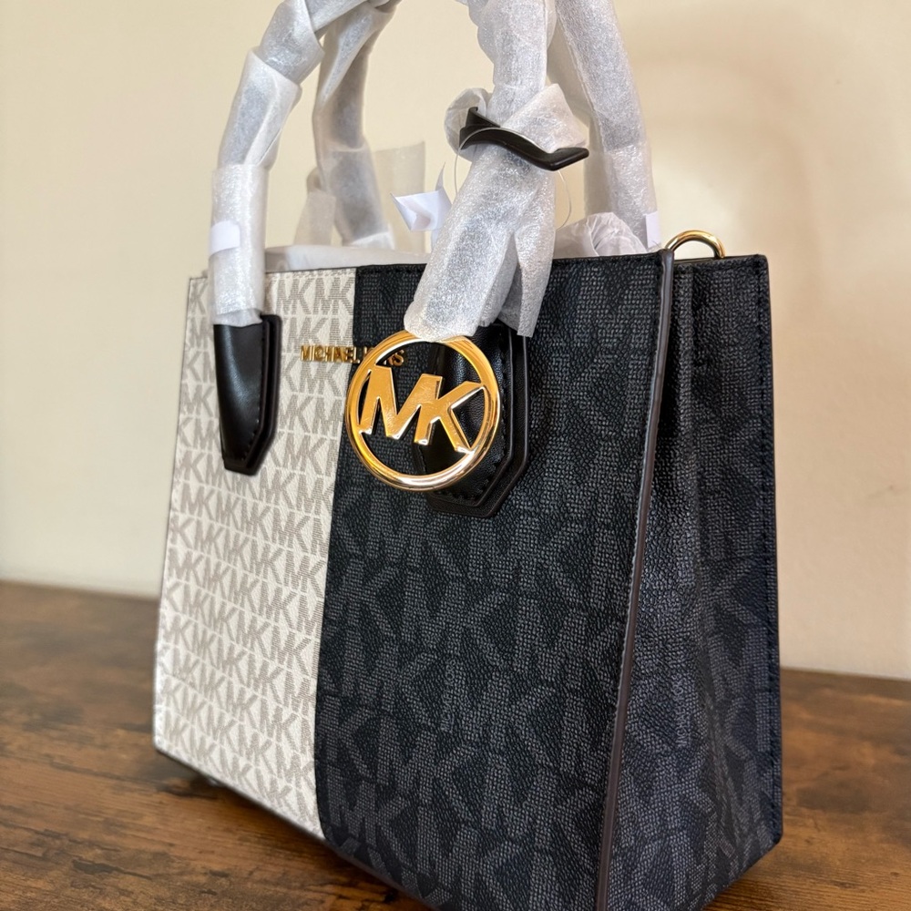 Michael Kors Mercer Medium Two-Toned Logo Signature Crossbody NWT - Picture 4 of 11